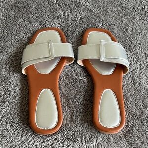Sandals NWOT